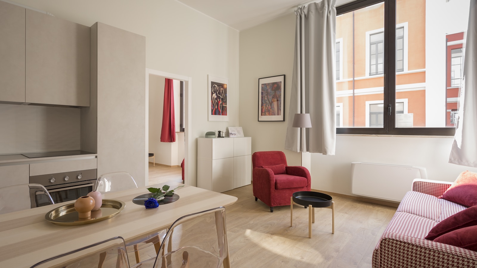 Bright apartment living space suitable for student housing